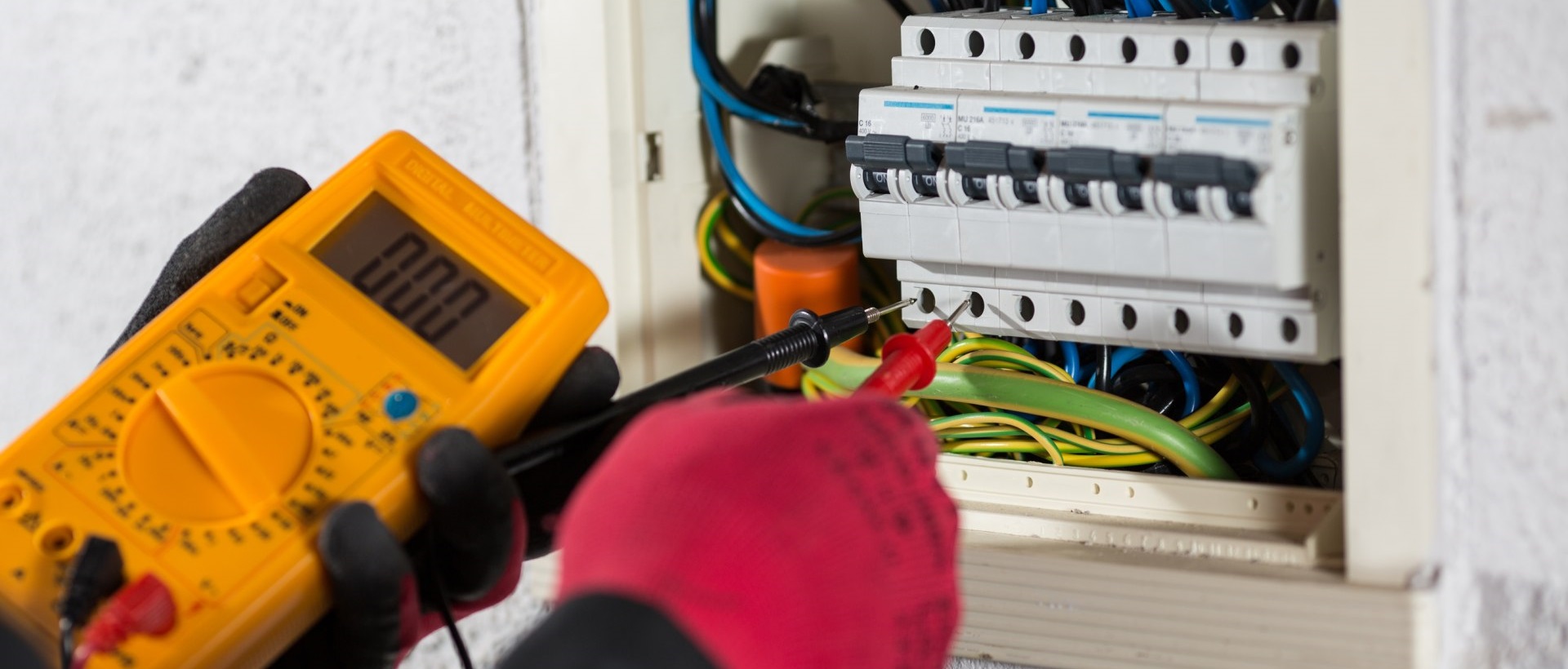 Electricians N10